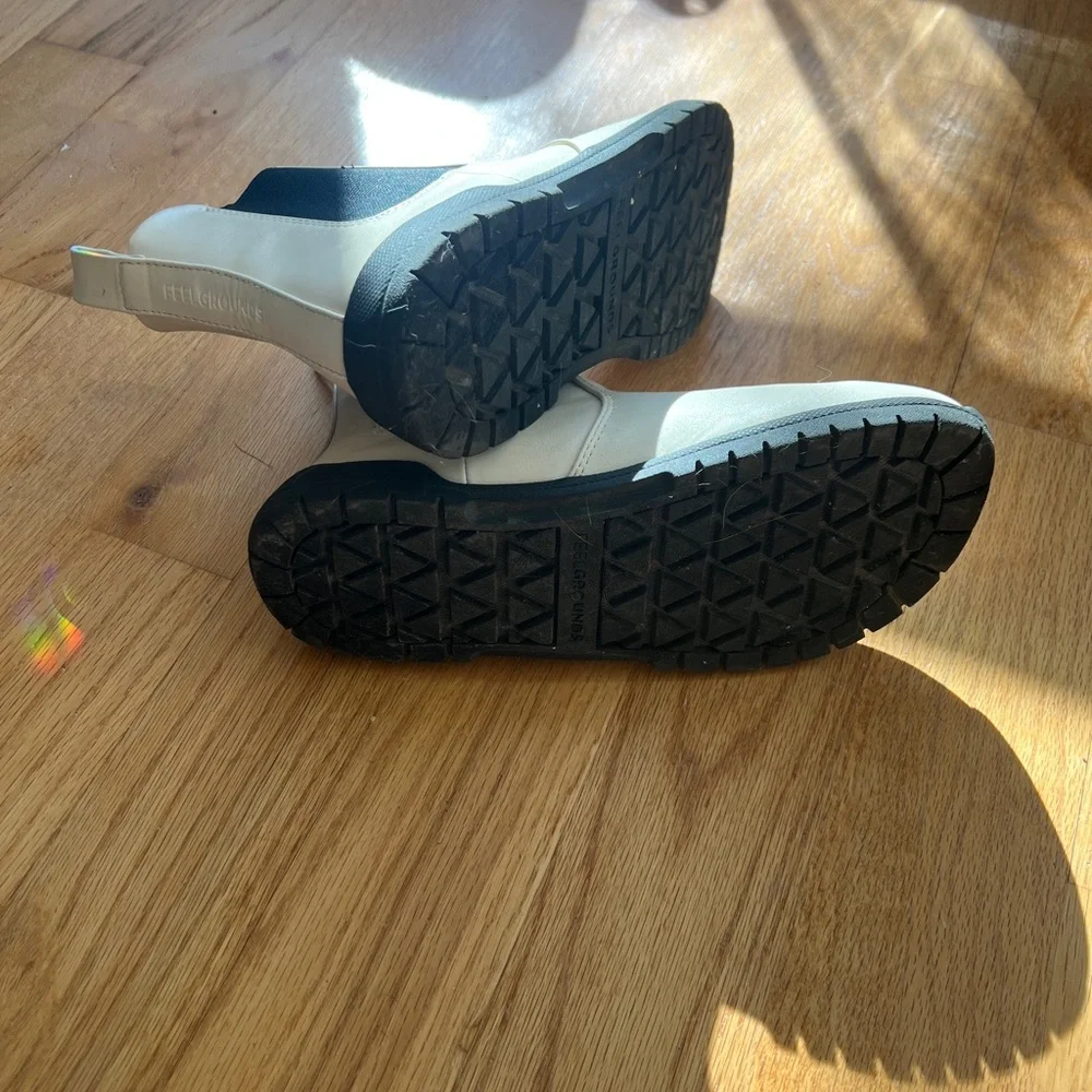 Feelgrounds Chelsea Boot 39/8 EUC - Picture 5 of 5